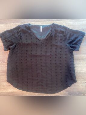Zenana Outfitters Black Textured V-Neck Puff Dot Blouse